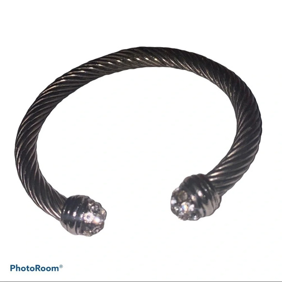 Fashion silver hinge cuff bracelet with rhinestone - Picture 9 of 9